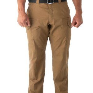 First Tactical V2 Coyote Brown 38 x 30 Work Uniform Pants New With Tags